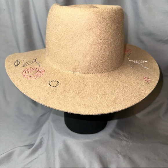 Wide Brim Hat Womens Tan Wool Embroidered Floral Country Cowgirl Y2K Boho Rodeo - Picture 7 of 9